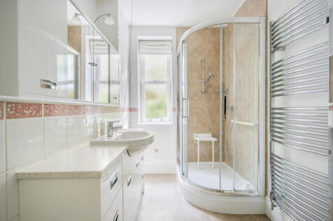 1346548-18-68c295...