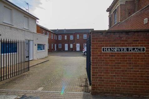 2 Bedroom Flat in GL50 4GY
