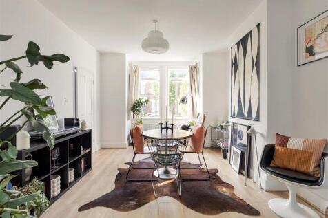 Silverdale Road, E4
