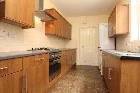 5 Bedroom Terraced in LE2 1WH