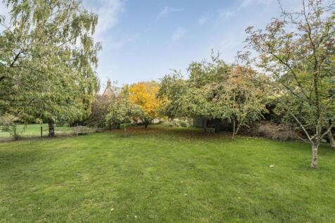 Lower End Farmhouse, 10 High Street South, Tiffiel