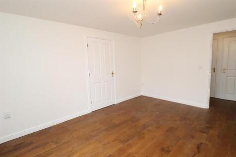 Lounge1.JPG