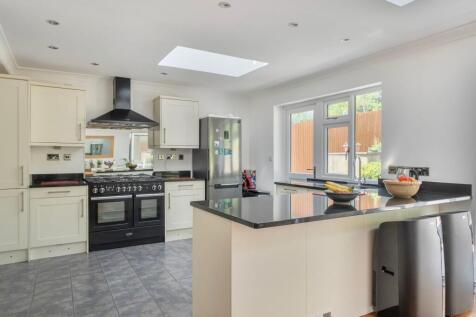 Kitchen / Breakfast Room