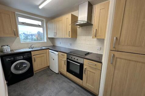 2 Bedroom Flat in FY2 0LT