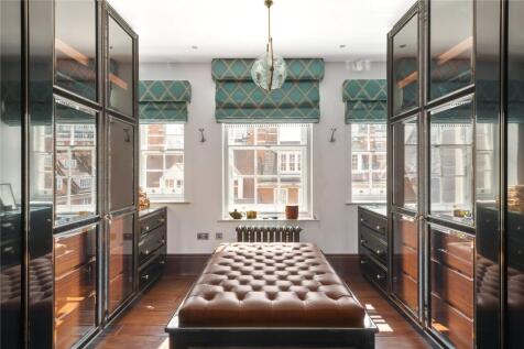 7 bed, 8 bath End of Terrace in London - Photo 10