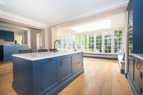 23Hampton-spring-...