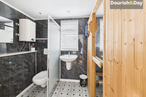 Annex Shower/Sauna Room