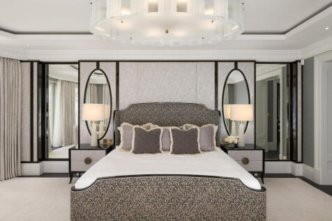 6 bed, 7 bath House in London - Photo 7