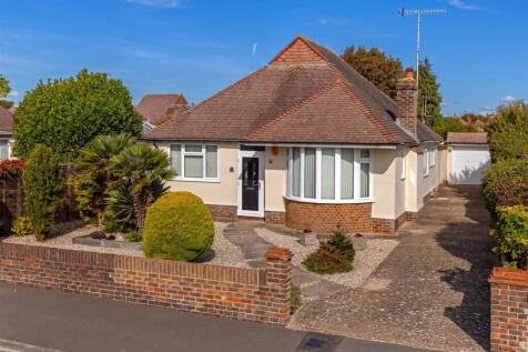 Frobisher Close_1.jpg