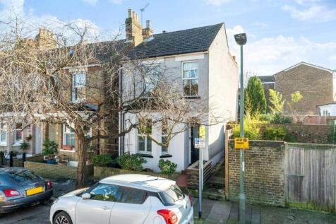 3 Bedroom Terraced in BR1 3RN