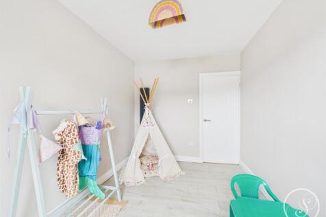 BEDROOM FIVE/PLAY ROOM