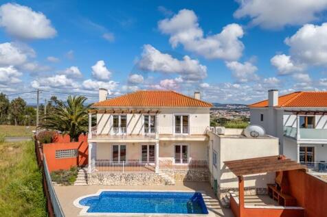 Villa near the beach