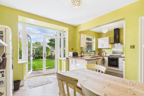 Kitchen/Family Room