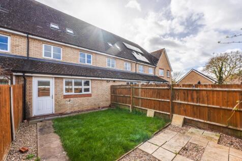 26 Mansfield Way, Irchester-6.jpg