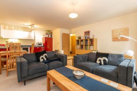 This beautifully presented two-bedroom, two-bathroom apartment is located within the highly sought-after Postbox development, offering spacious accommodation and an exceptional city-centre lifestyle.