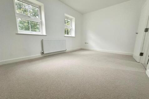 WhatsApp Image 2025-10-10 at 5.14.50 PM (1).jpeg