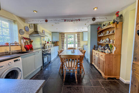 Kitchen dining room (2)