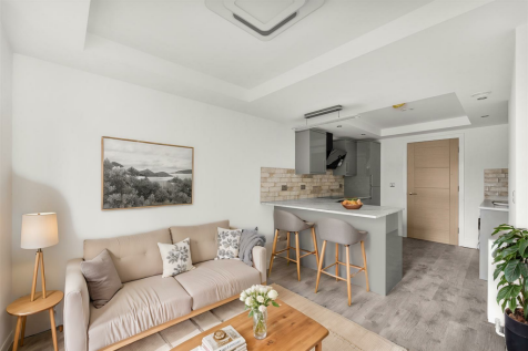 27 bed, 24 bath Block of Apartments in Manchester - Photo 24