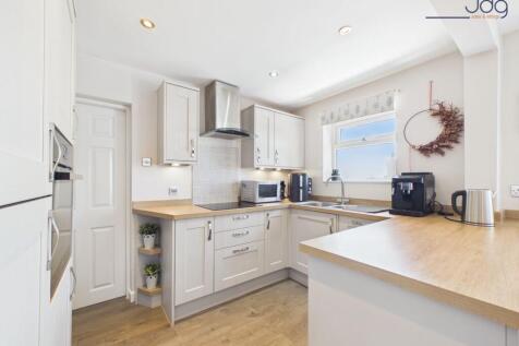 Open Plan Kitchen Dining
