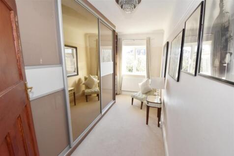 Dressing room Bed four.jpg