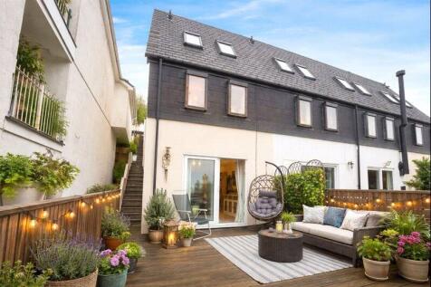 Rear Garden AI