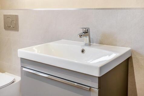 Bernhards Close, Town Dam Lane Development (Doning