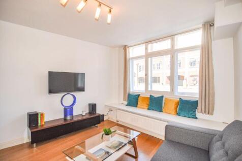 AVAILABLE from SEPT 2026 FOR LET, Modern Harbourside two bed split level massionette. FURNISHED WITH WHITE GOODS. Modern finish, includes separate utility room area and bike storage. Fabuluous locatio
