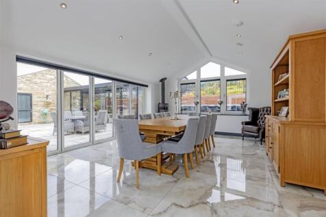Orangery/Dining Room