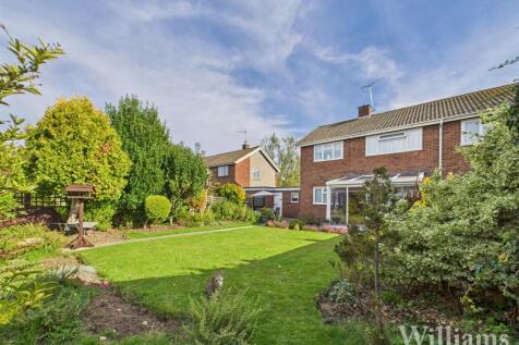 CAM04950G0-PR0125-STILL020 - Copy.jpg