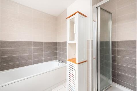 Bedroom One En Suite