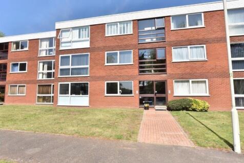 46 Ingatestone Drive - Front.jpg