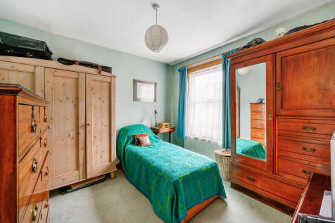 Coningsby Road (1...