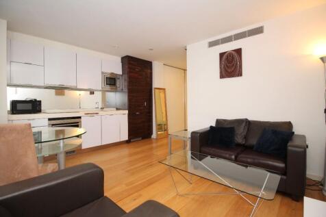 A stunning and luxurious studio apartment has just become available to rent on the 2nd floor of the modern Ontario Tower development in Canary Wharf area,