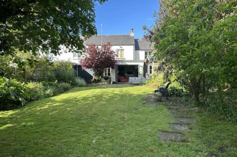 Rear Elevation & Garden