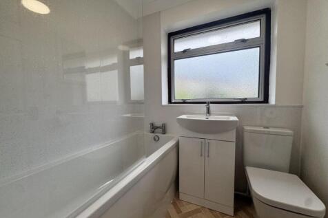 bathroom.jpeg