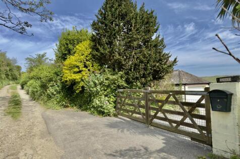 Hendrawna Lane and Front Gate