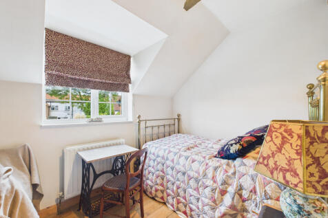 CAM02909G0-PR0488-STILL015