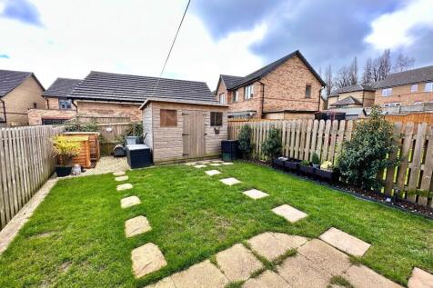 FURTHER EXTERNAL PHOTOS