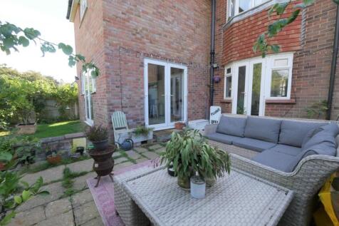 PATIO2
