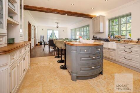 Kitchen Diner &amp; Lounge