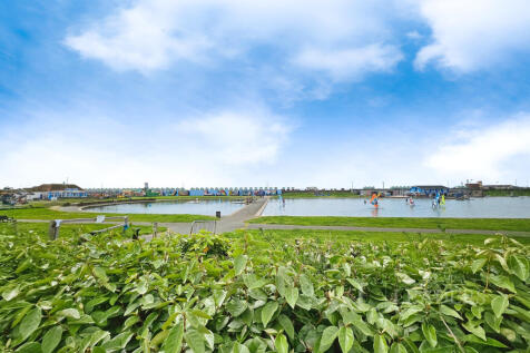 Hove Lagoon at botto