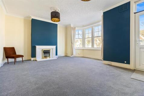 2, 42 Alexandra Road-004.JPG