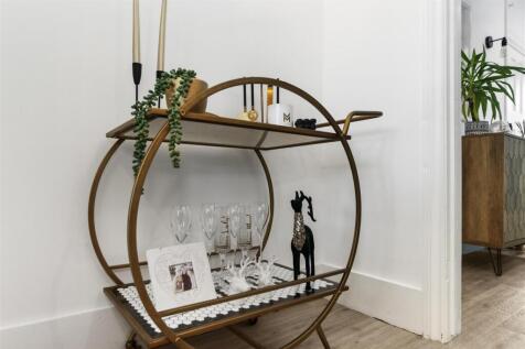 dining room feature.jpg