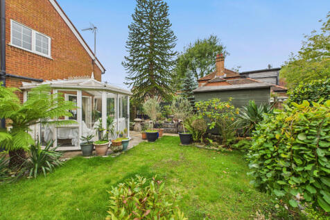 CAM02909G0-PR0488-STILL022