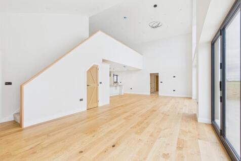 Thorpes Barn Photos (22).jpg