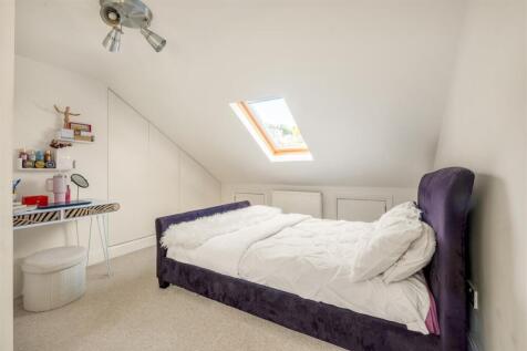 8 robertson road-24.jpg