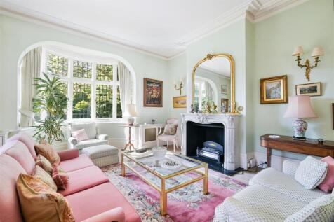 WALTON HEATH COTTAGE- (6).jpg