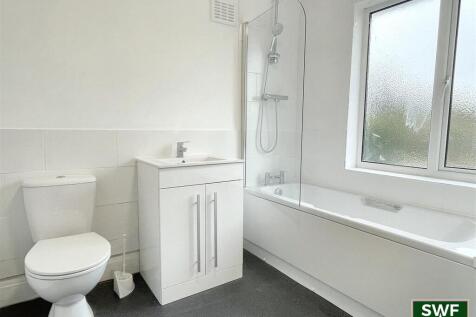 RE-FITTED BATHROOM