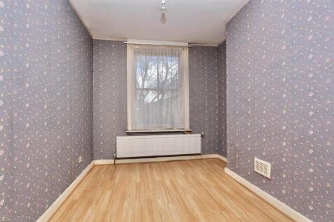 Shelbourne Road, N17