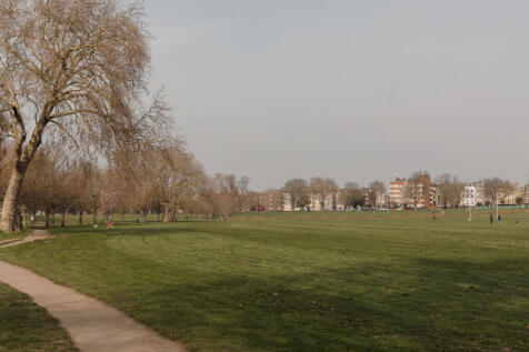 334785 - RF-26-HALLIWELL-COURT-SE22-054.jpg